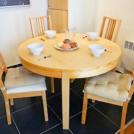 Apartment Berri A * باريس